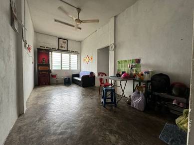 Flat For Sale in Taman Pulai Utama