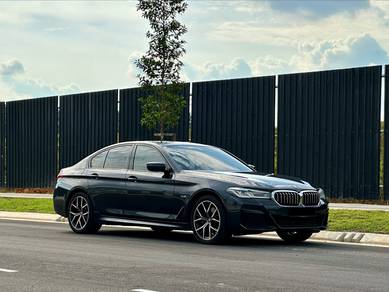 2022 BMW 530e 30e (CKD)