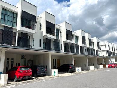 Townhouse For Sale in Kuching,SWK