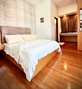 3-storey Terraced House For Sale in Tanjung Bungah,PNG
