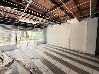 Shop lot For Sale in Kuching,SWK