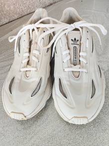 Size 9 Adidas OZWEEGO Celox Shoes - Beige