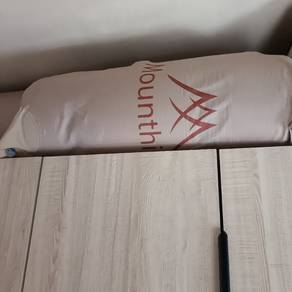 mattress and pillows