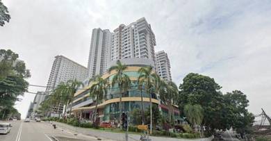 Condominium For Sale in Aster Court