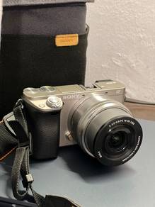 SONY A6000 FULL SET 2LENS 4 BATTERY TiPTOP CAMERA