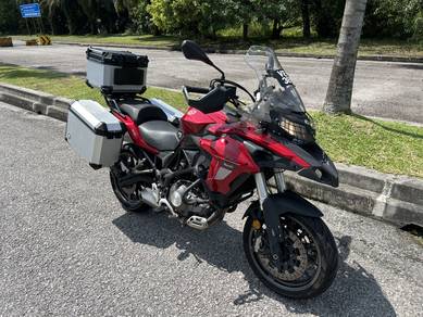 Benelli TRK 502 LE