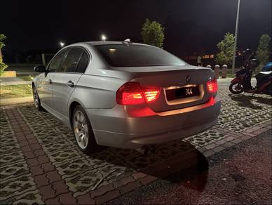 BMW 325i 25i SPORTS (CKD) in Bukit Beruntung, SGR