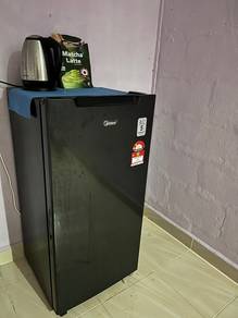 Peti Sejuk Untuk Dijual!