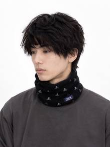EDWIN Japan Skull Crossbones Fleece Neck Warmer