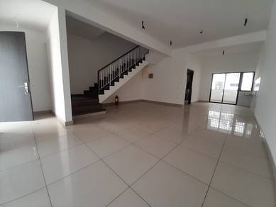 2-storey Terraced House For Sale in Bandar Bukit Raja,SGR