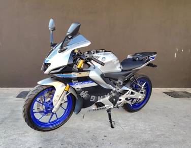 Yamaha R15