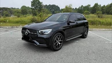 Mercedes Benz GLC300 300 4MATIC AMG LINE in Johor Bahru, JHR