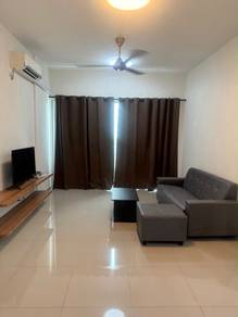 Condominium For Rent in Royale Infinity