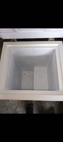 Freezer jenama Faber