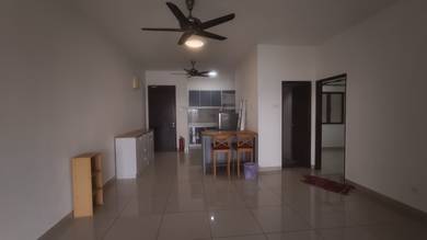 Condominium For Rent in Residensi Zamrud