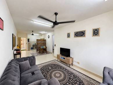 Apartment For Sale in De Bayu Apartment