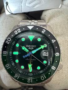 Seiko 5 GMT
