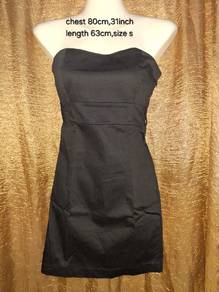 pro-loved black strapless mini dress (Size s)