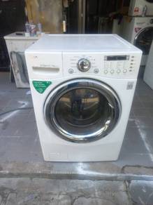 LG 2in1 front load hot washer combo with dryer 14