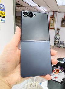 Samsung Z Flip 7 5G 12Gb + 12Gb Ram / 512Gb Rom