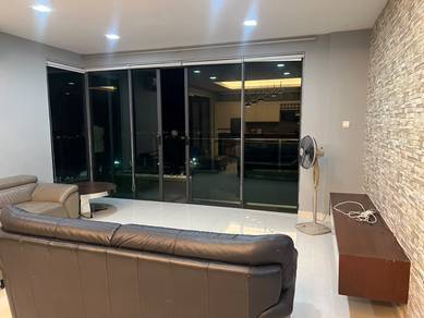 Condominium For Rent in The Peak Vista