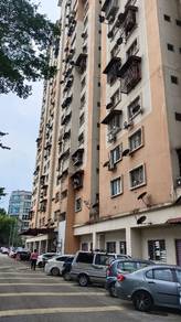 Flat For Sale in Rumah Pangsa Kayu Ara