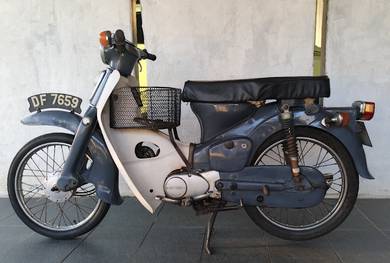 Honda C70