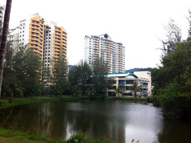Condominium For Sale in Lakeside Tower