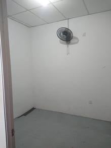 Room in Gelang Patah, JHR