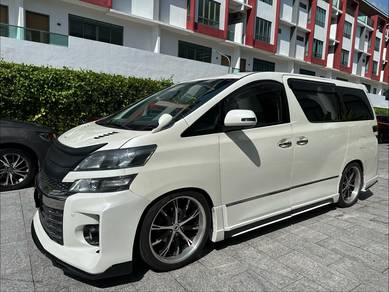 Toyota Vellfire V in Others, PNG