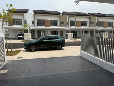 2-storey Terraced House For Sale in Banting,SGR