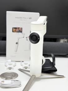 Insta360 flow 2 pro full set