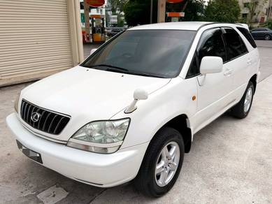 Toyota Harrier in Pandan Jaya, KUL