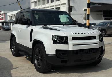Land Rover Defender 90SE P300 in Petaling Jaya, SGR