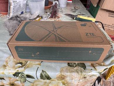 ZTE ZXHN F620 GPON ONT Fibre Modem (Original Box)