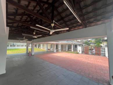 Semi-Detached House For Rent in Kota Damansara,SGR