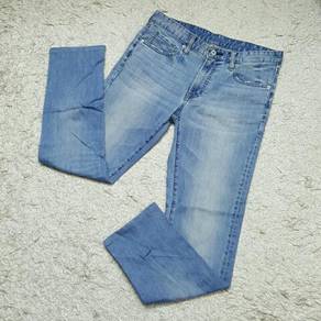Uniqlo Miracle Air Jeans