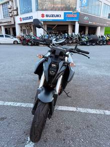 Suzuki GSX-8S