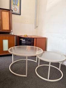 glasss coffee table