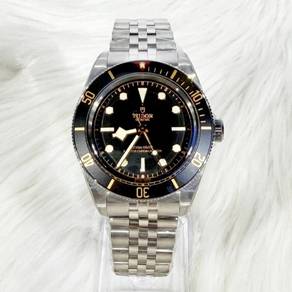 Tudor Black Bay 58 