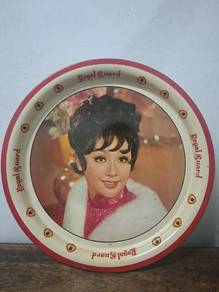 Royal Guard 人物图案圆形铁盘｜Royal Guard Round Metal Tray