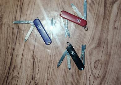 victorinox tools camping