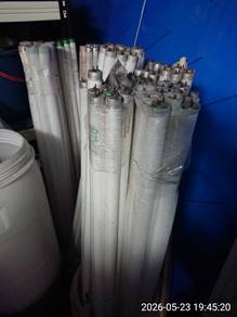 Lampu Putih Panjang