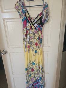 Romantic yellow dress