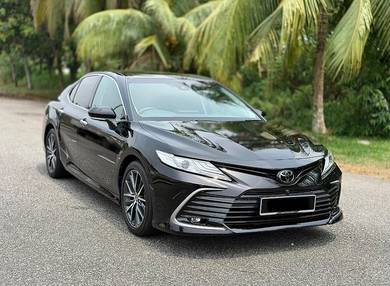 2023 Toyota Camry V