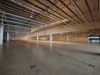 Retail space For Rent in Bachang,MLK
