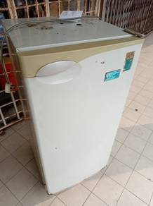 Mitsubishi 1 Door Fridge TF390