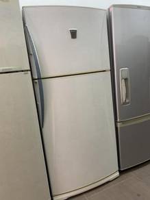 Sharp BIG Refrigerator Freezer Fridge Peti Ais