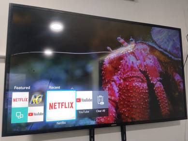 SAMSUNG 49" Smart TV