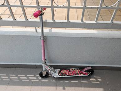 Oxelo Kid's Scooter (Pink color)